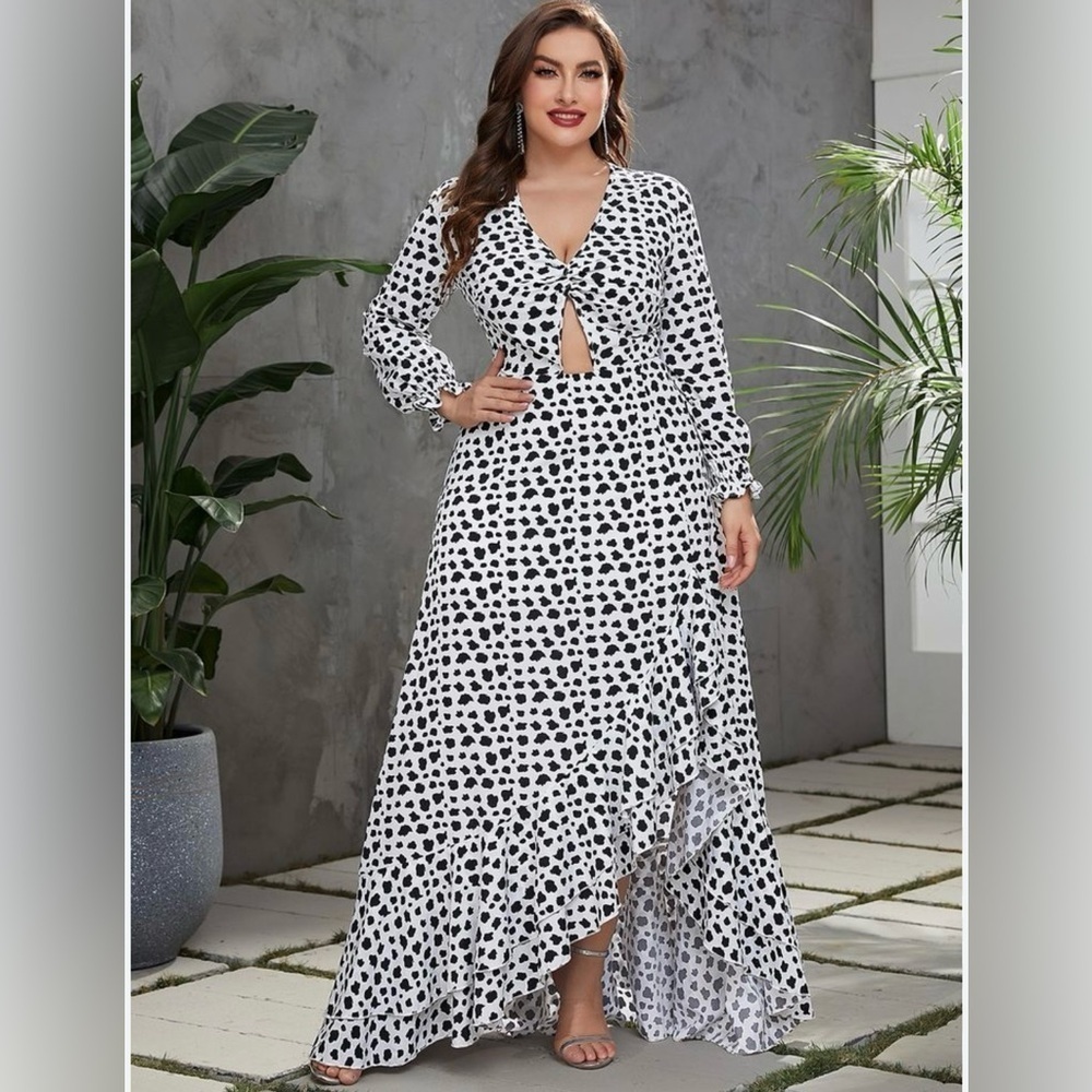 Giffniseti Boho Al-line Black and White Maxi Dress w Long Sleeves. Size S